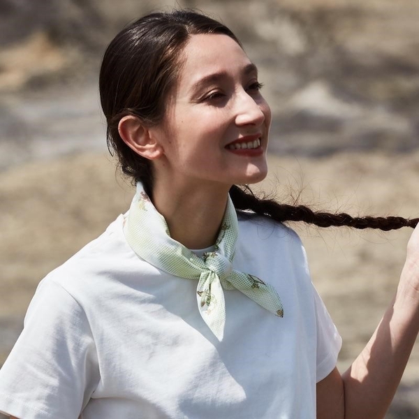 着用写真:バンダナ・フライゴン柄