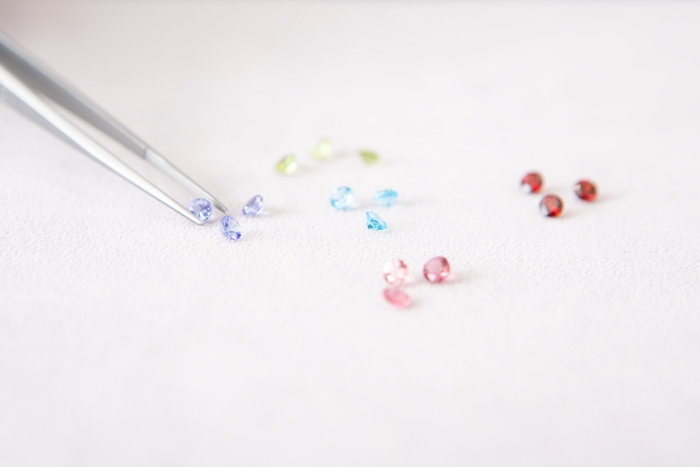 上質な誕生石を選べる