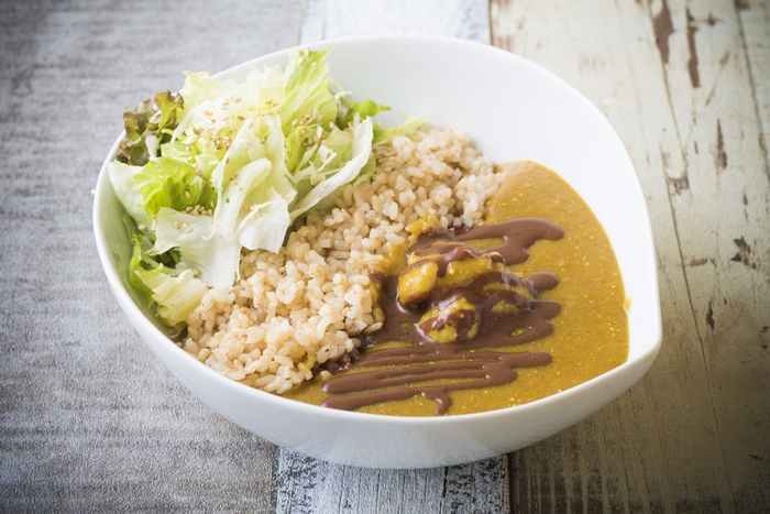 高カカオチョコ香るチキンバターカレー