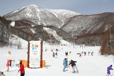 飯縄山の中腹に広がる旧飯綱高原スキー場
