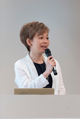 西崎 彩智代表