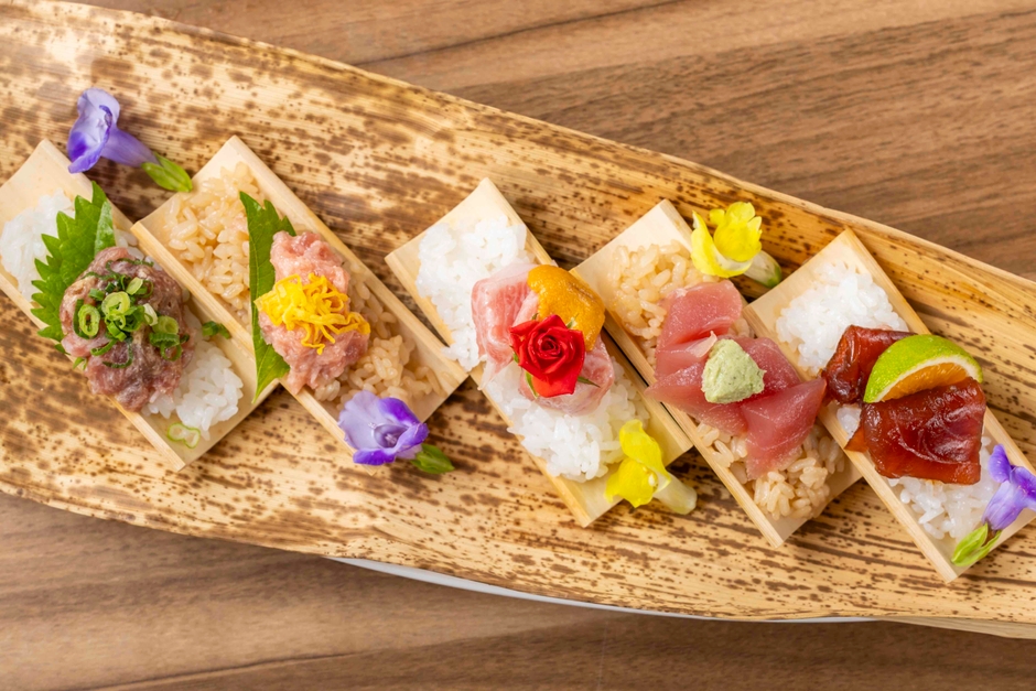 【限定10食】まぐろ堪能祭り寿司～青のり汁付き～　1,680円