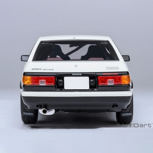 ミニカー AUTOart 1/18スケール トヨタ スプリンター トレノ (AE86) 「頭文字D」