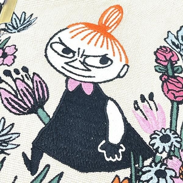 ムーミンのポーチ