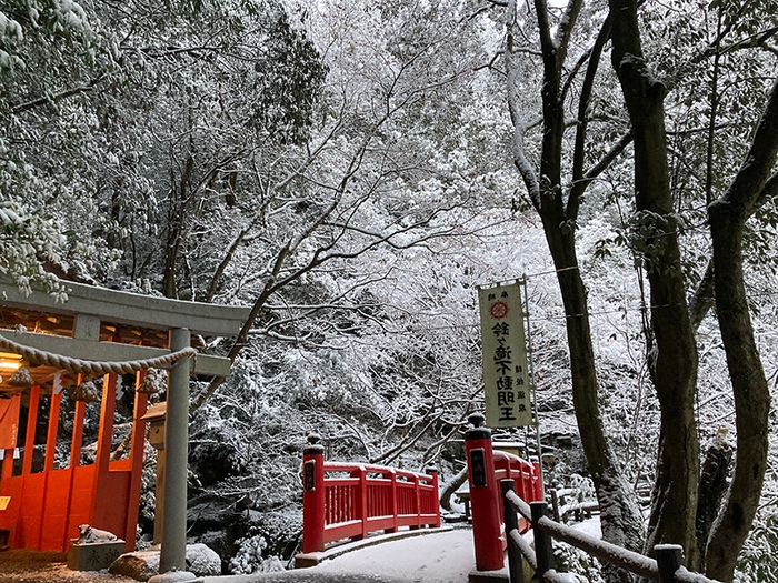 猿投温泉の雪景色01