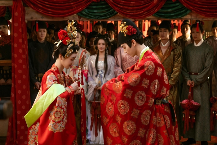 ©Shanghai Linmon Pictures. Co., Limited.