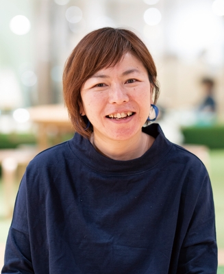 五十殿彩子氏(VIVAディレクター)