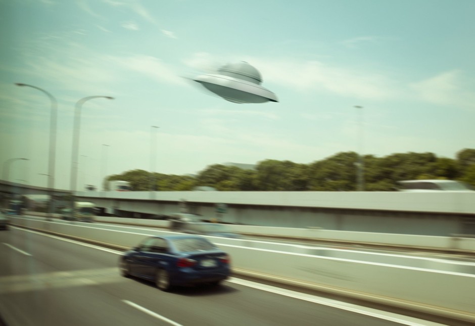 バラエティ＜UFO出現＞