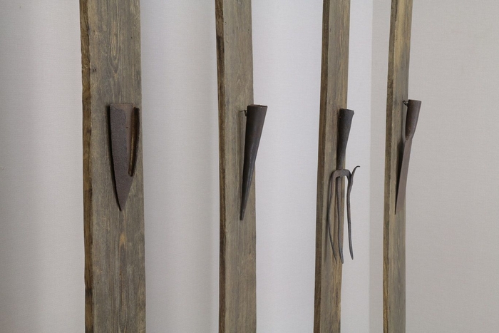 見立て鉄の掛花