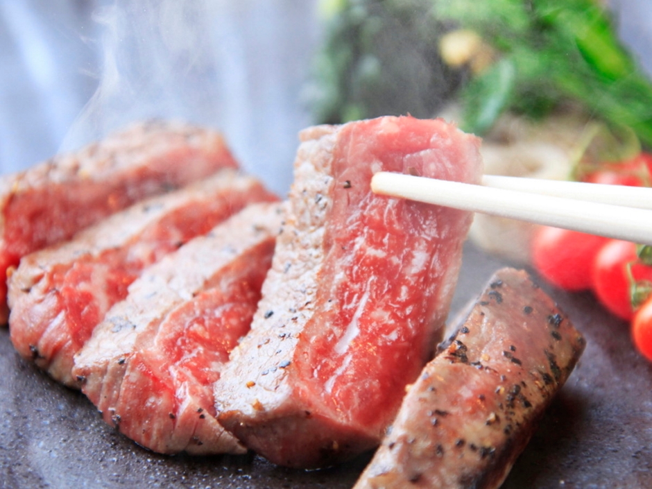 ステーキ食べ比べも愉しめる限定プラン