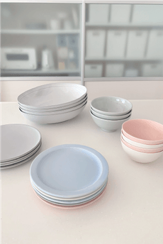 食器は高さがないものを選ぶ