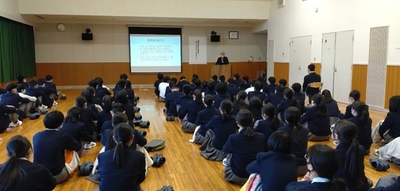 令和4年度（2022年度）に開催した「薬物乱用防止講演会」の様子