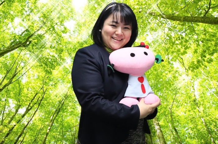 Mars Babyを抱くSIZUKU