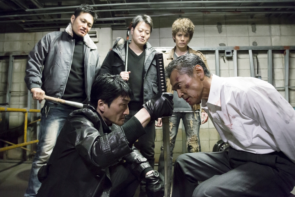 (C)2016「最大の抗争」製作委員会