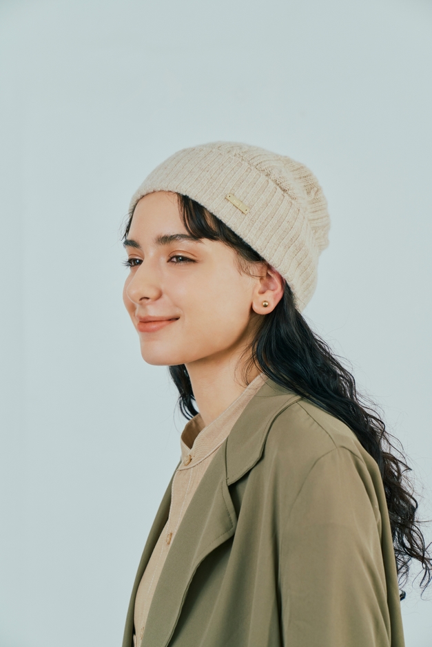 洗えるカシミヤ100% ケーブルニット帽 エクルベージュ