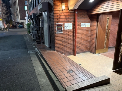 店舗入居ビル 外観