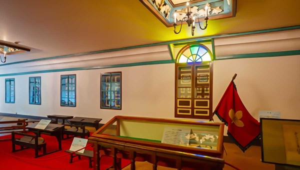 国宝 旧開智学校