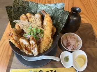 1日20食限定！思わず食べたことを話したくなる“金のカツ丼”、 「カツ専門　金のころも　ららぽーと門真店」にて販売開始