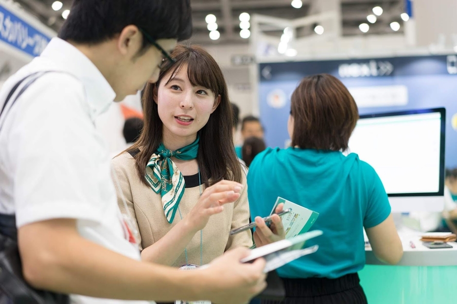 企業様にご提案するスタッフ