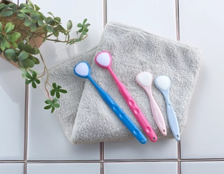 保護者だから気にしてあげたい、子どもたちの口腔ケア　 子どもが嫌がらない「舌磨きの方法」をSHIKIEN公式HPで公開