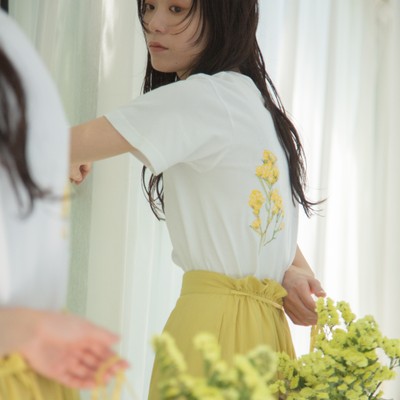 先行販売(3) 刺繍Tシャツ(ユニセックス/白)
