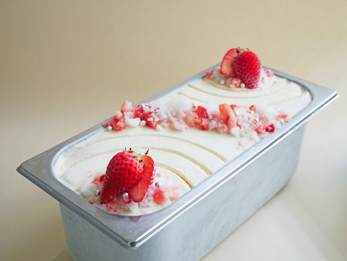 白あずき餡~苺葛氷添え~ バットイメージ