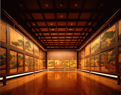 「二条城障壁画 展示収蔵館」の内観