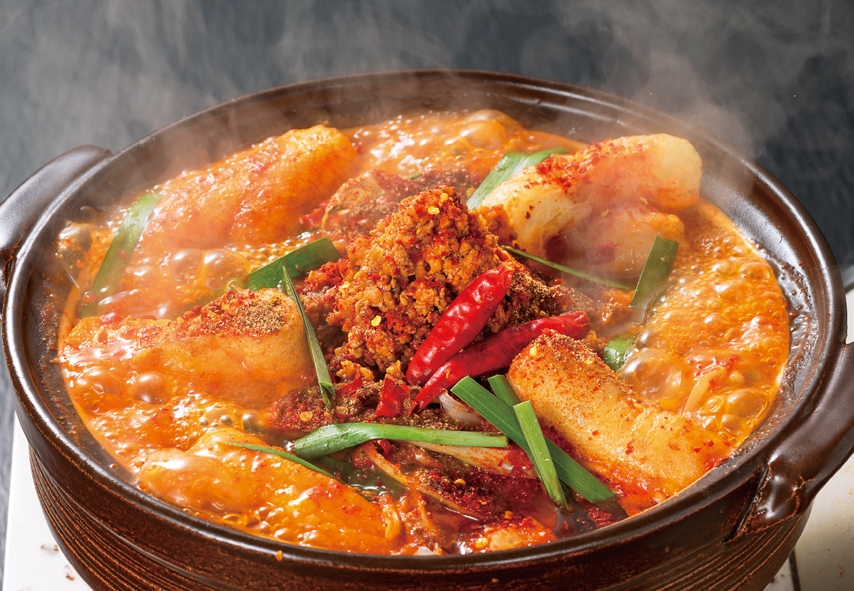 麻辣(マーラー)赤から鍋1人前1,290円～