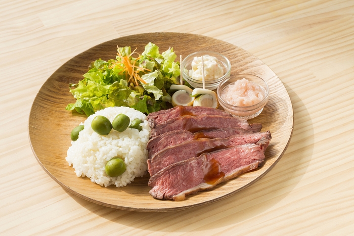 ローストビーフプレート~新生姜ソース添え~