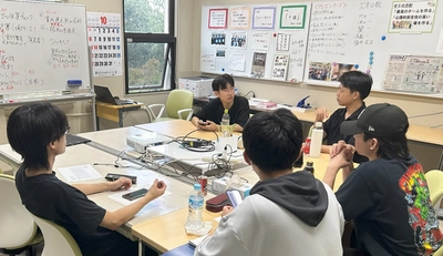 経営ビジネス学科の研究成果を地元「イイヅカ」へ還元！　学内審査で選ばれた優秀卒業研究やプロジェクト成果を発表