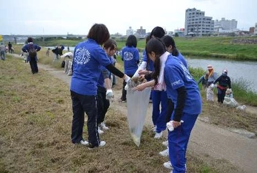 清掃活動「第31回I L0VE 遠賀川」に参加　地域の環境作りに地元協力団体として協力