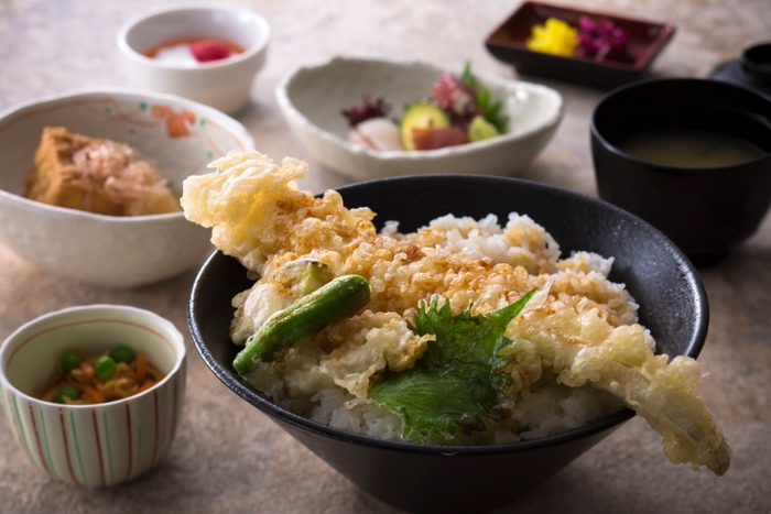 播磨 穴子天丼定食　(ランチ)　