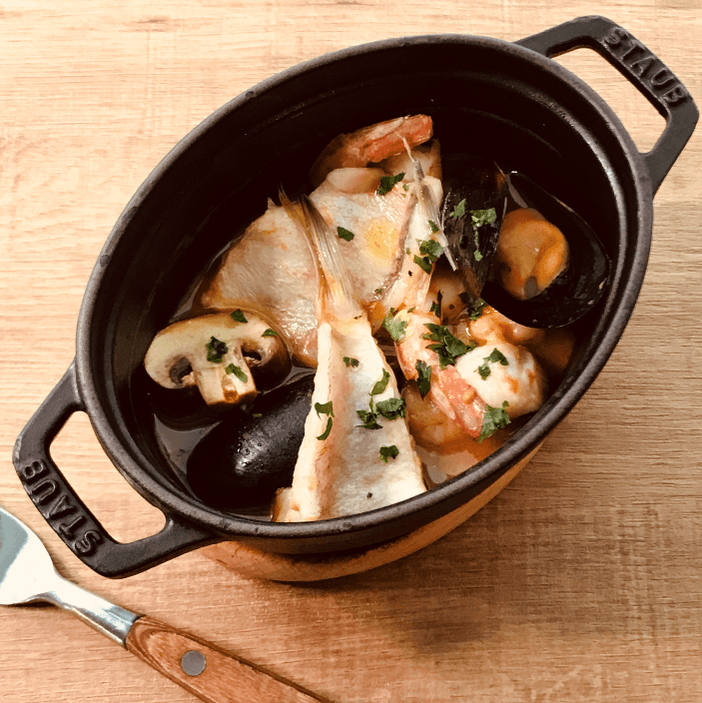 「甘鯛のブイヤベース~ホタテ・海老・ムール貝~」 990円