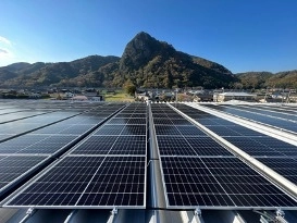 TOSEI静岡事業所、太陽光発電を用いて 業務用洗濯機器・真空包装機器の生産を開始！