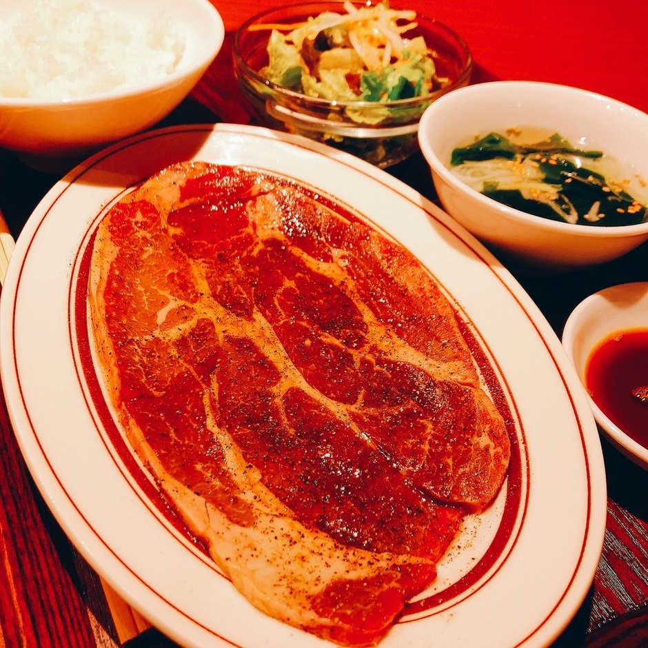 【ランチ】どでカタロース定食