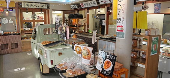 子母口店の店内