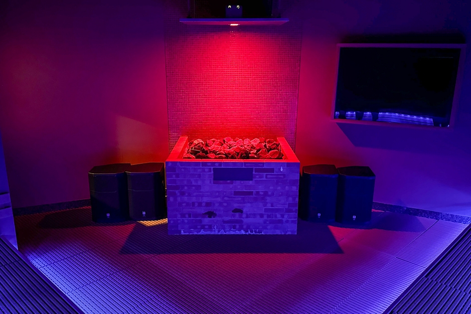 南柏天然温泉すみれ　岩盤浴「熱響の間」