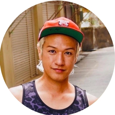 照屋 健太郎 氏