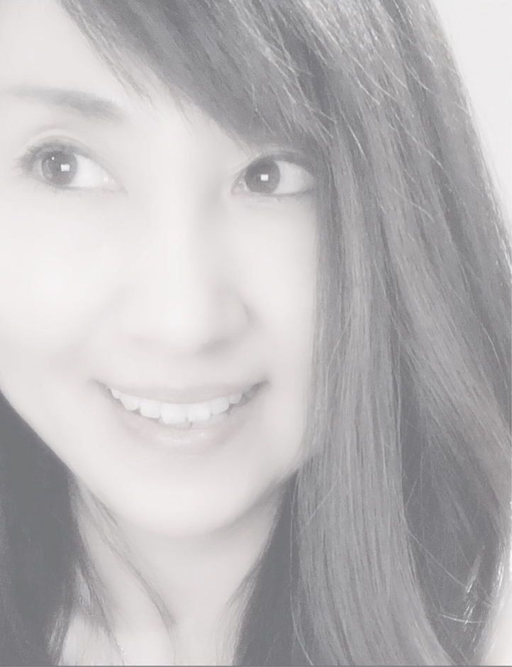 代表 岡部 理絵