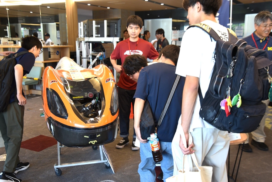 理工学部の省エネカーの紹介