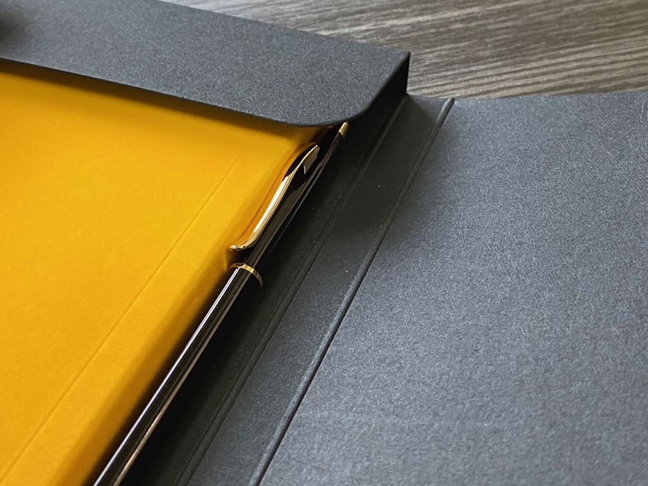 専用紙製ケース