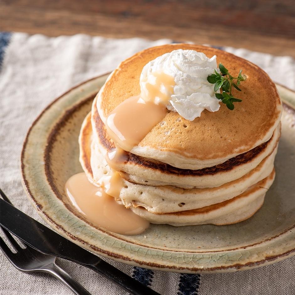 「バナナミルクがけホットケーキ」