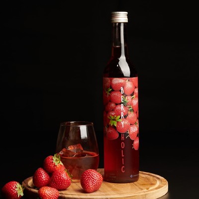 BERRY HOLIC