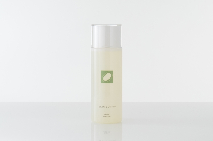 絹生活研究所 シルク化粧水