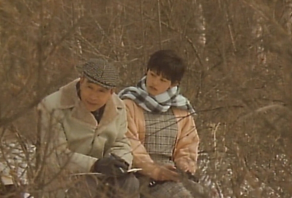 「精霊のささやき」©キネマ旬報社／渡辺プロダクション