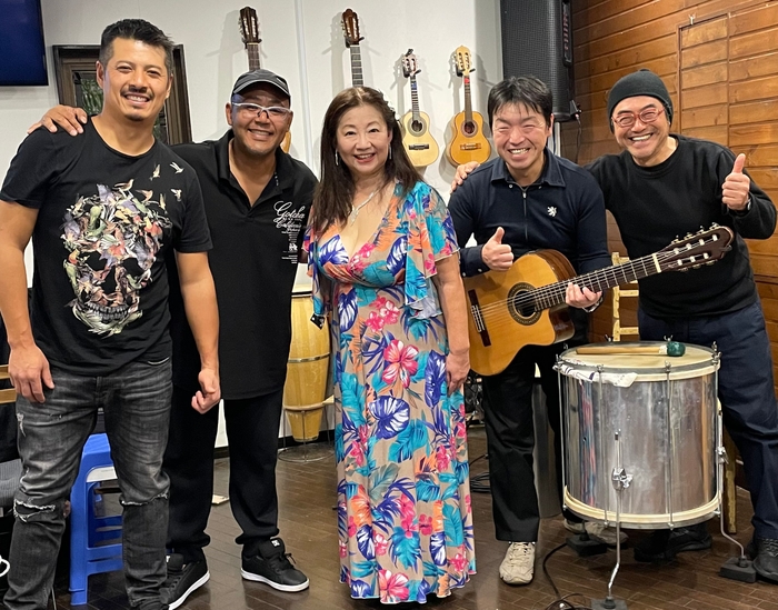 アマンダとブラジル人バンド