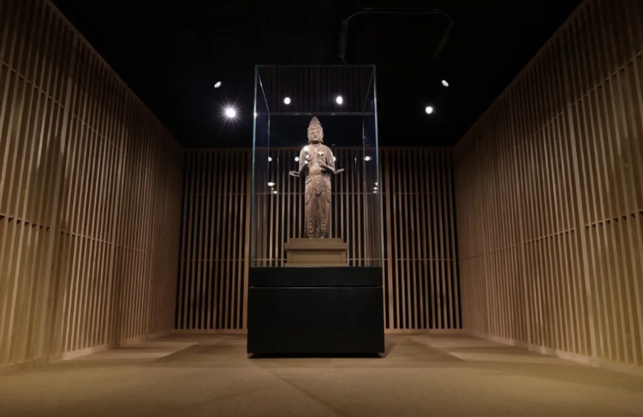 寺社Now】お江戸日本橋に湖北「観音の里」のホトケさまがお出ましに