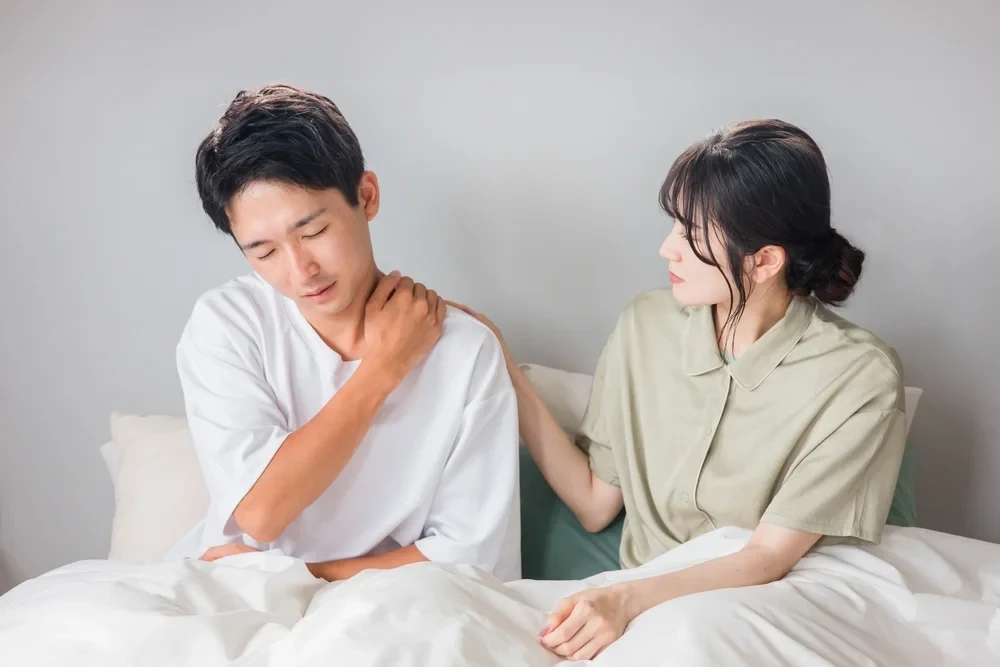 寝方だけじゃない?朝だけ肩が痛む本当の理由