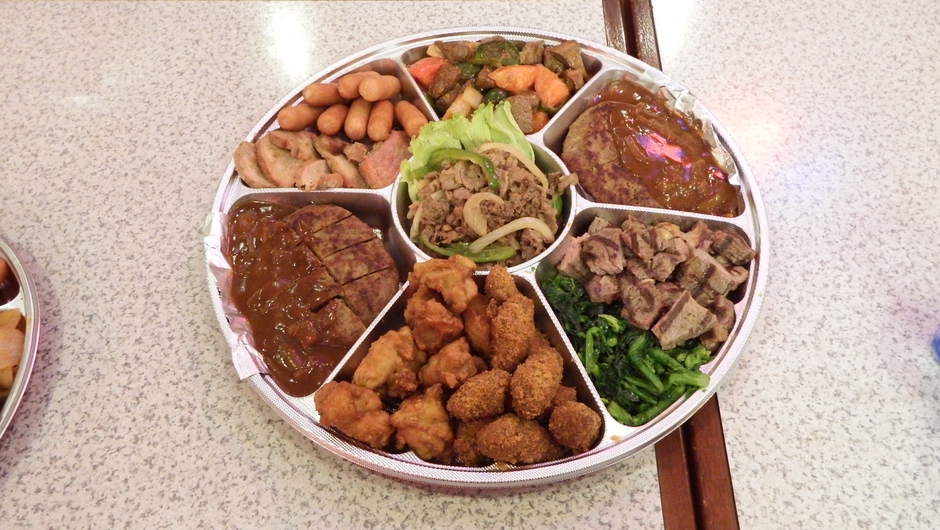 ◆肉盛り5,000円(税込 5,400円) 6~8名様におススメ