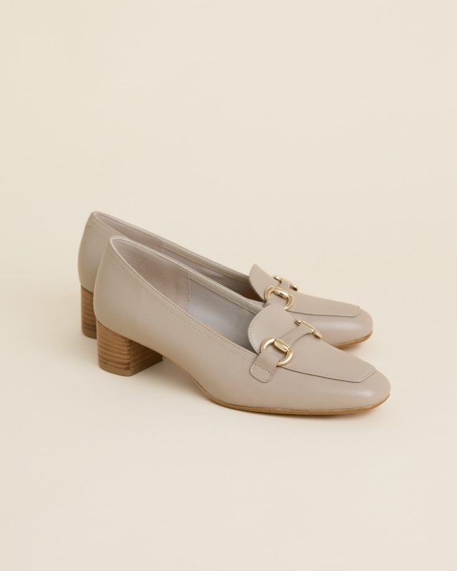 革巻きビットでソフトな印象　F94R BJ ￥22,000(税込)